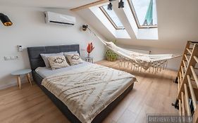 Apartamenty Yeti&Wilka w Centrum Chorzowa: Wilk